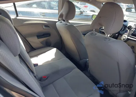 2013 Honda Insight from USA, damaged, VIN JHMZE2H31DS002352